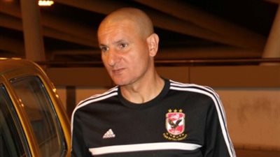 طارق سليمان مدربًا لحراس المرمى بالنادي الأهلي