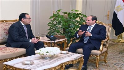 الرئيس السيسي يجتمع مع رئيس مجلس الوزراء