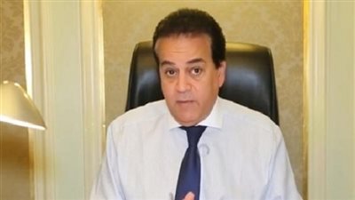 وزير التعليم العالي يستعرض تقريرًا حول توصيات فعاليات ملتقى الثقافة الإفريقية