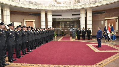 تخريج دفعة من طلبة قسم الضباط المتخصصين بكلية الشرطة