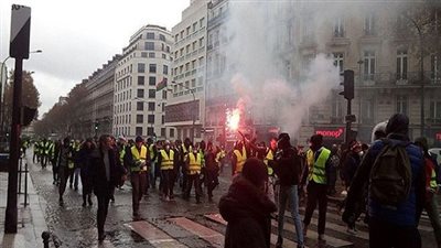 الداخلية الفرنسية تعلن أعداد المتظاهرين والمصابين خلال احتجاجات السترات الصفراء