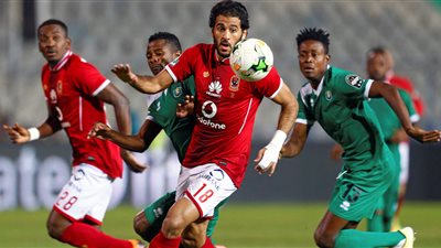 صفقات إنقاذ الأهلي.. 3 لاعبين جدد يرتدون الفانلة الحمراء.. و