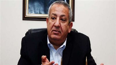 كامل أبو على: الساحل الشمالى نقطة ضعف السياحة المصرية