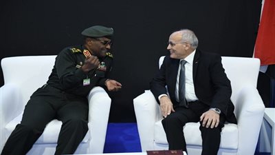 العصار يستقبل رئيس هيئة التصنيع الحربي السودانية