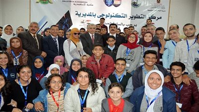 مرزوق وعجلان  يفتتحان معرض العلوم والهندسة بالقليوبية 