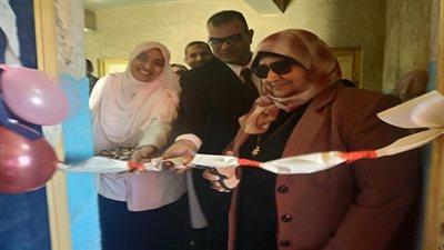 وكيل تعليم السويس تفتح معرض المشاركة المجتمعية لملابس الايتام