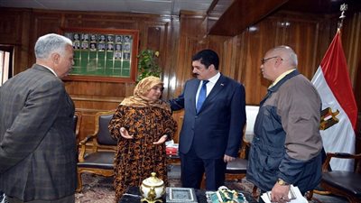 محافظ القليوبية: 