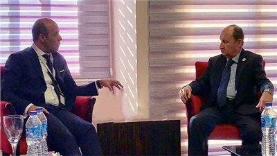 مباحثات مكثفة لوزير التجارة والصناعة مع كبار المسئولين المشاركين بمنتدى الاستثمار الافريقى بشرم الشيخ