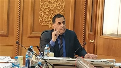 رئيس هيئة السكة الحديد: سرعة الانتهاء من اعمال تطوير المحطات والمزلقانات