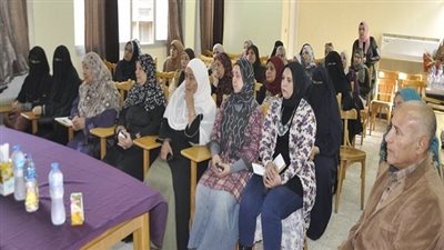 تنظيم دورة تدريبية لتوعية العاملين بسبل مكافحة الأمراض بالإسماعيلية