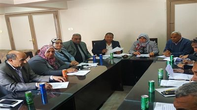 مجلس أمناء السويس يناقش ابرز قضايا التعليم بالمحافظة   