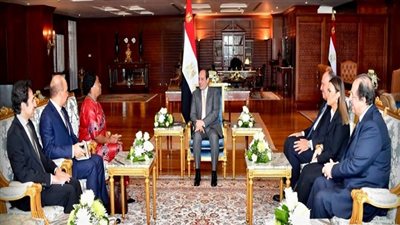 الرئيس السيسي يستقبل سكرتير عام تجمع الكوميسا
