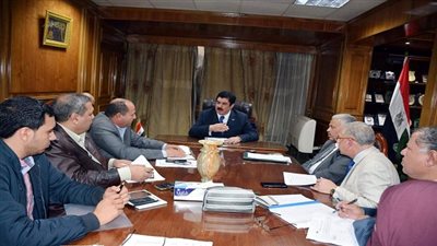 محافظ القليوبية يعقد اجتماعا لمتابعة اخر مستجدات تقنين اوضاع اراضى املاك الدولة