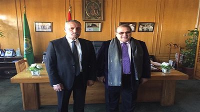 الدكتور حسن راتب يستعرض مع بعثة البنك الدولي فرص الاستثمار في سيناء والقناة 