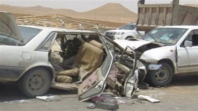 مصرع 5 أشخاص وإصابة 6 آخرين فى تصادم سيارتين أعلى طريق أسيوط الصحراوى