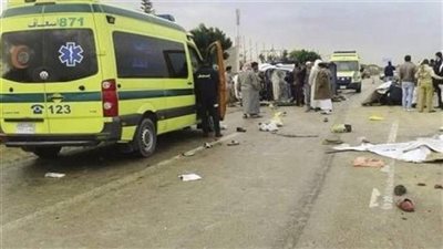 مصرع واصابة خمسة اشخاص فى حادث انقلاب سيارة بالسويس