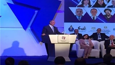 محافظ البحر الأحمر يرحب بالحضور ويشيد بانعقاد وتنظيم مؤتمر 