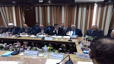 لجنة من الأبنية التعليمية لتحديد سعر أرض مدرسة طلخا بالدقهلية