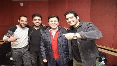 هاني شاكر ينتهي من تسجيل 