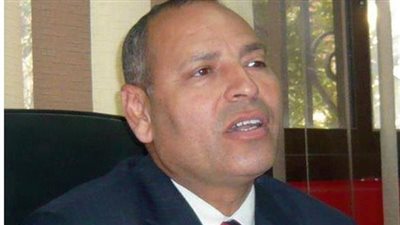 نائب محافظ القاهرة للمنطقة الشرقية يتابع أعمال صيانة ودهانات كوبرى 6 أكتوبر بطريق النصر