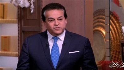 وزير التعليم العالى والبحث العلمى يرأس اجتماع مجلس إدارة البحوث الفلكية والجيوفيزيقية