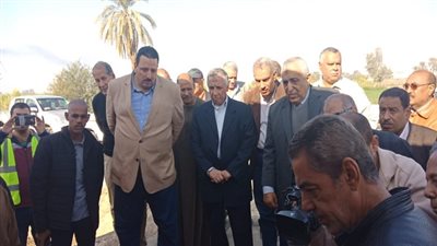 رئيس مركز البحوث الزراعية ووفد من قيادات 