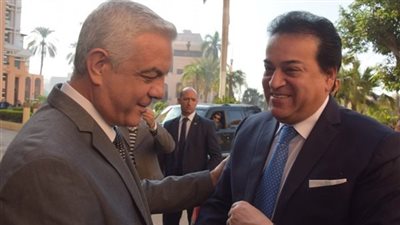 رئيس جامعة المنوفية يستقبل وزير التعليم العالى والبحث العلمي للاحتفال بعيد الجامعة  المنوفية ٤٢