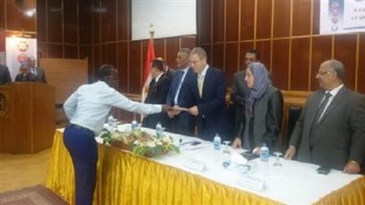 الكهرباء: تخريج عدد 56 متدرباً من دول حوض النيل والقرن الأفريقى 