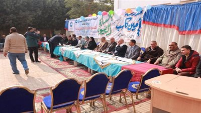 حزب مستقبل وطن ينظم حملة توعية  لطلاب المدارس بأطفيح بأهمية النظافة