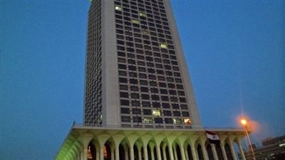 «الخارجية» تحذر الطلاب المصريين بالخارج من سماسرة الجامعات غير المرخصة