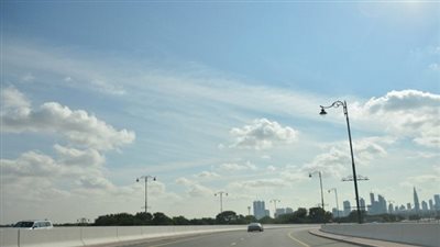 الأرصاد الجوية توضح أسباب انخفاض درجات الحرارة بدءا من الغد