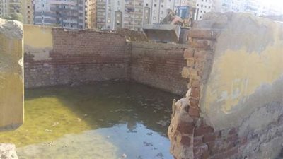 نائب سويسى يطالب بسرعة تجفيف مياه الصرف الصحي التى اغرقت موتى المدافن القديمة   