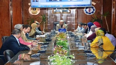 المحافظ ومنسق مشروع حصر املاك الدولة يفتتحان وحدتى المتغيرات المكانية بالسويس