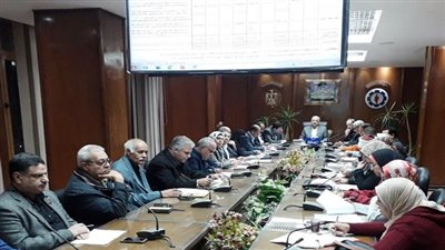 محافظ السويس: لابد من التواصل مع المواطنين.. وقريبا مشروعات مستقبلية للأهالي