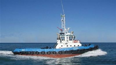 وصول قاطرة بترولية بخليج السويس لانتشال مركب الصيد الغارق 