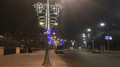 القاهرة تتزين لإستقبال أحتفالات أعياد الميلاد المجيد