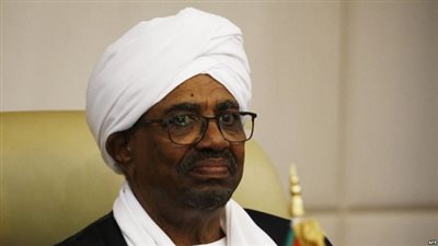 البشير يعلن رفع الرواتب في السودان بداية من يناير الجاري