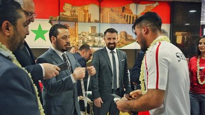 السفارة السورية ومجموعة دامسكو تكرمان المنتخب السوري بالإمارات 