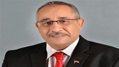 نائب سويسى: هل هشام طلعت مصطفى يفكر فى شراء ارض مقابر السويس القديمة؟