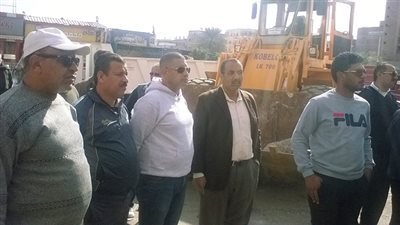  بالصور.. متابعة دورية للمرافق العامة والخدمات التي تقدم لأهالي السويس