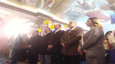 مستقبل وطن يواصل فاعلياته ويقدم التهاني ويوزع الزهور على الكنائس