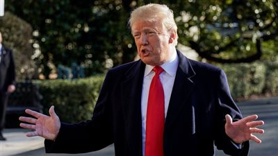 ترامب: سنواصل محاربة داعش بسوريا