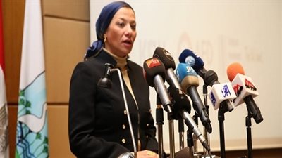 وزيرة البيئة تعقد اجتماعا لمناقشة آليات تفعيل استخدام الوقود البديل من المخلفات
