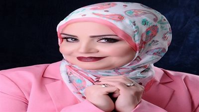 غدا.. أمل منصور تواصل مناقشة ظاهرة الطلاق ببرنامج 