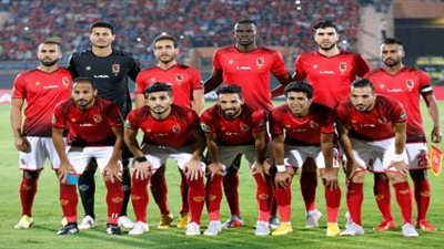 مارتن لاسارتي يستقر على تشكيل الأهلي أمام فيتا كلوب