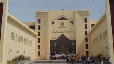 فريق من هندسة طنطا ينجح في صنع سيارة تعمل بالطاقة الشمسية