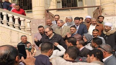 محافظ الفيوم يقوم بجولة ميدانية بقرية سنهور القبلية ويعقد لقاءً بالمواطنين