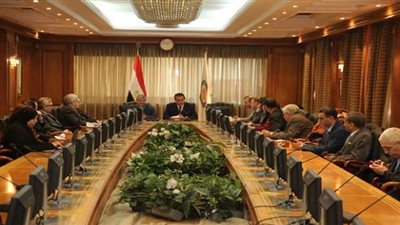 وزير التعليم العالى يرأس اجتماع لجنة خبراء تطوير التعليم العالى فى مصر