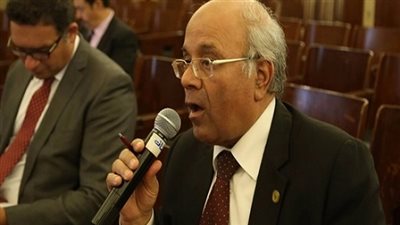 برلمانى: قانون المحال العامة هدفه أحداث التوازن بين المواطن وأصحاب المحال