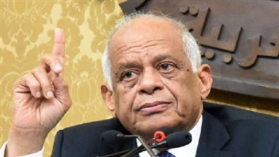 البرلمان يرفض حظر استيراد النقل الثقيل